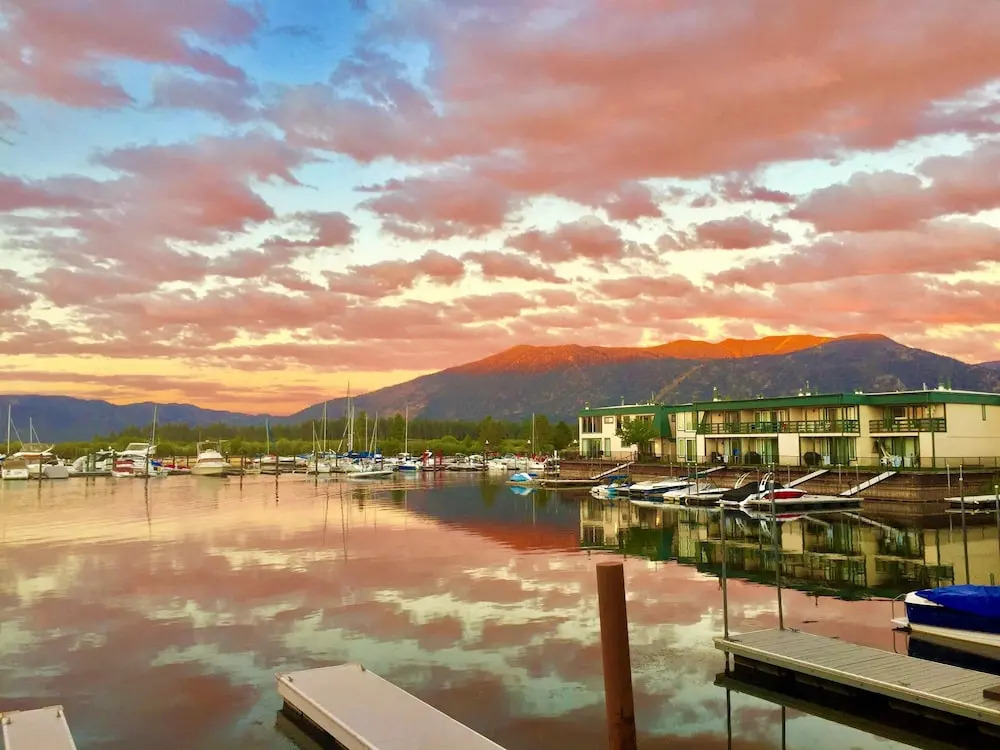 Mv22: Waterfront Condo in Tahoe Keys . 3 Bedrooms 010630