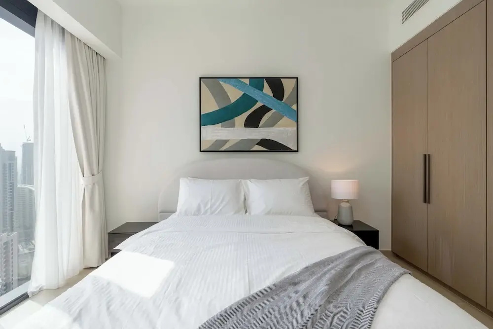 2BR High Floor Act I Act II T1