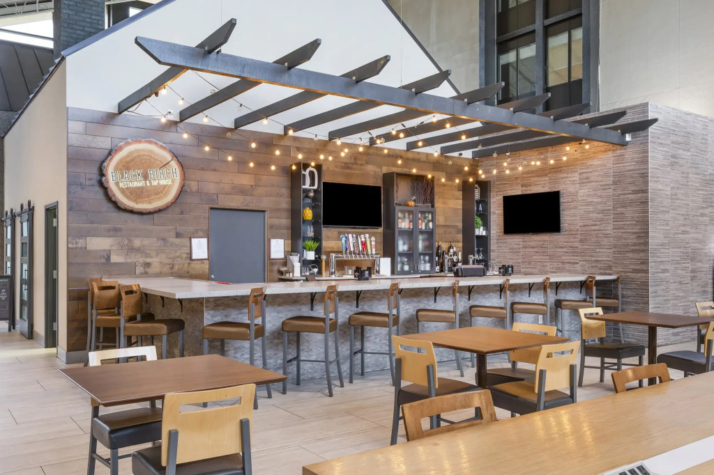 Holiday Inn Roanoke Airport - Conference CTR by IHG