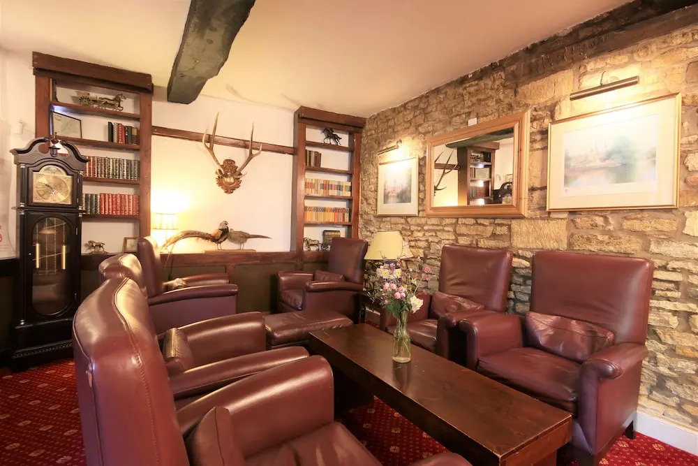 Crown Hotel Cotswold