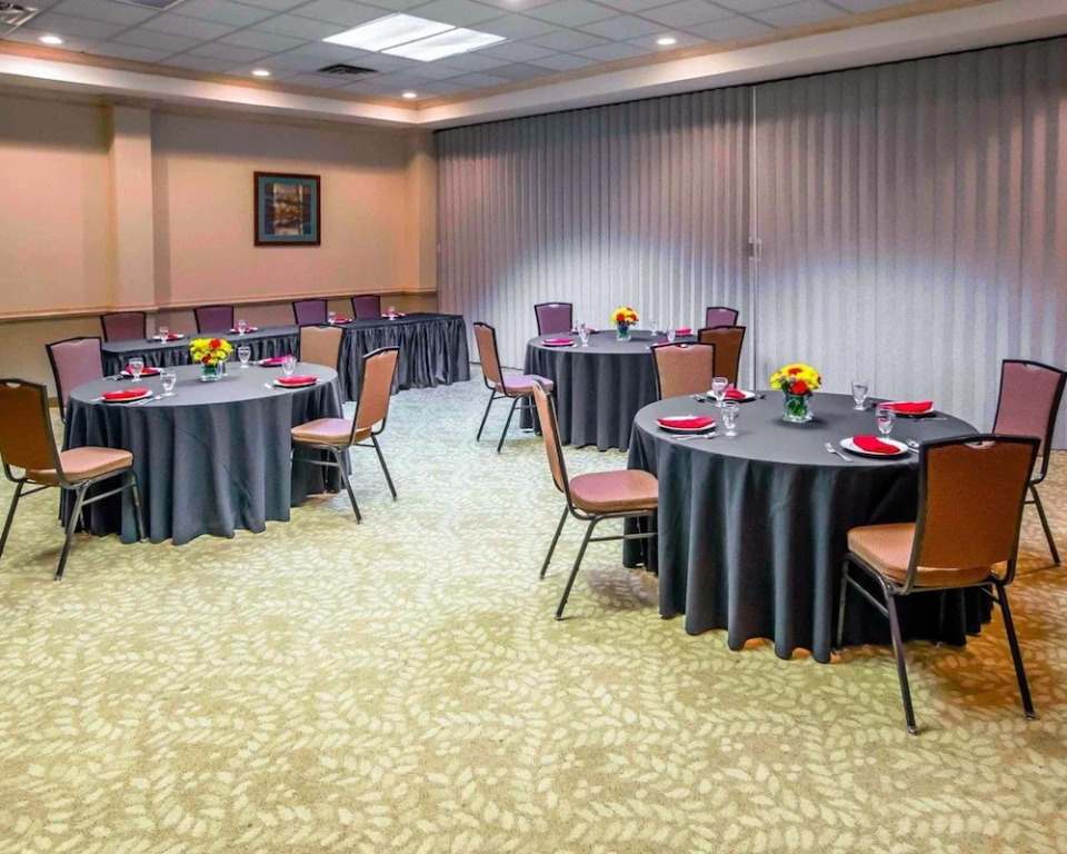Comfort Suites University Area Notre Dame-South Bend