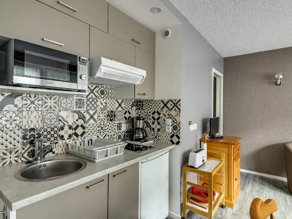 Appartement Cauterets, 2 Pièces, 4 Personnes - Fr-1-401-84