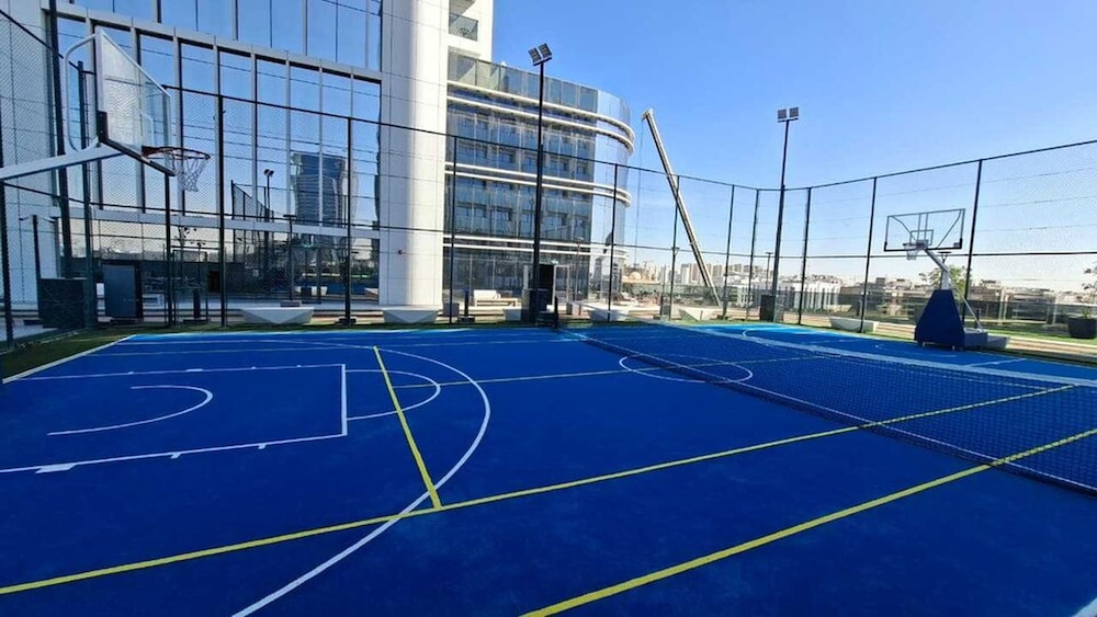 Cloud Tower 1br With Parking Pool Gym