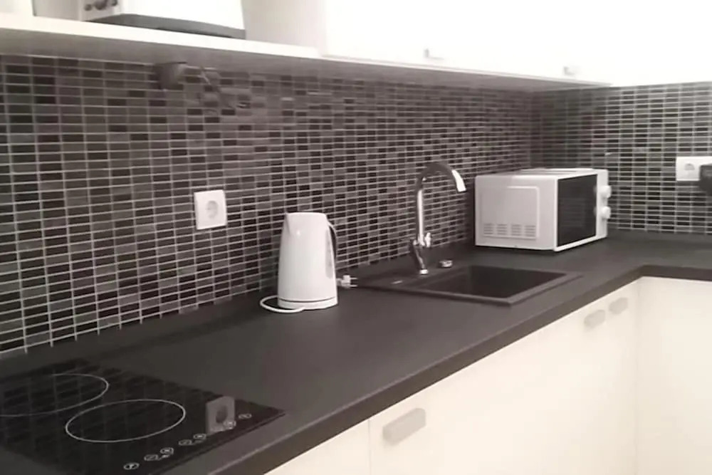 Super Central Studio Apartment - With Balcony