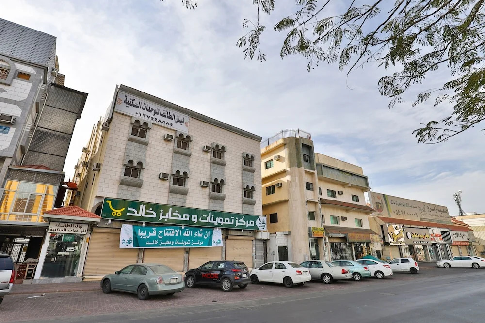 OYO 436 Layal Al Taif