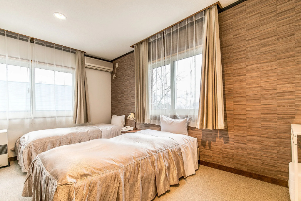 Petit Hotel Enchante