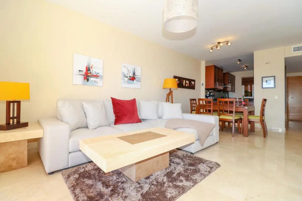 Luxury 2BR Condo B3 by Rafleys, Panoramic Sea Views, 7 mins Walk to the Beach