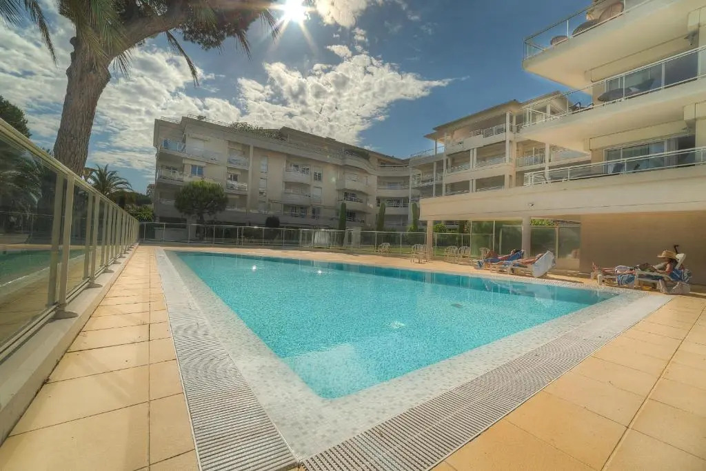 IMMOGROOM - Sea view - Terrace- Swimming-Pool - 1 min from the beach