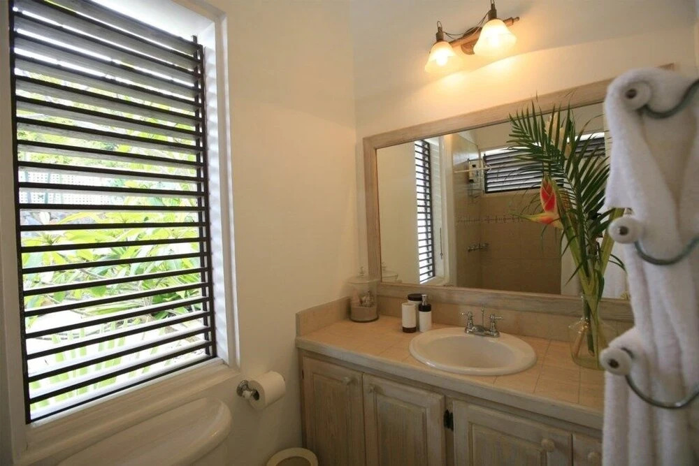 Beautiful Caribbean Style 2-bed Family Villa - Villa Kessi 2 Bedroom Villa by RedAwning