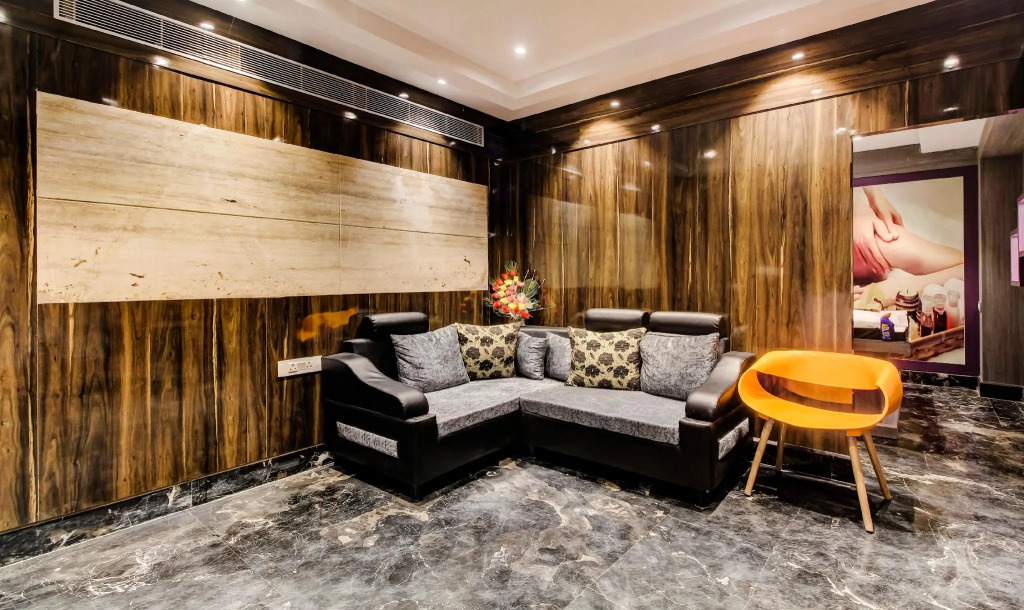 Treebo Premium Tahoora International