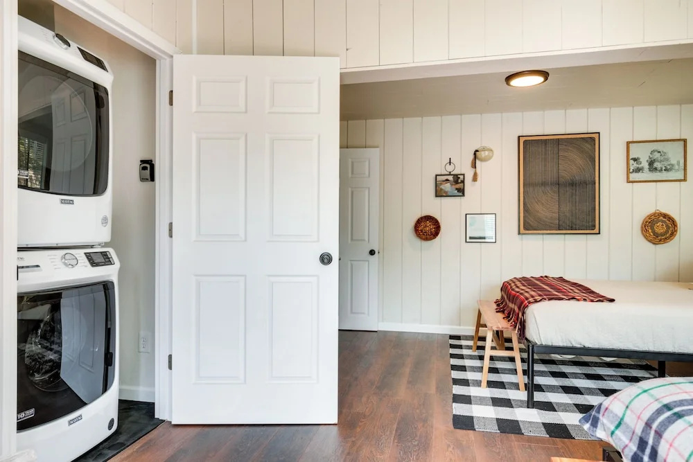 Eagle River Retreat Near Dam Lake w/ Boat Dock!