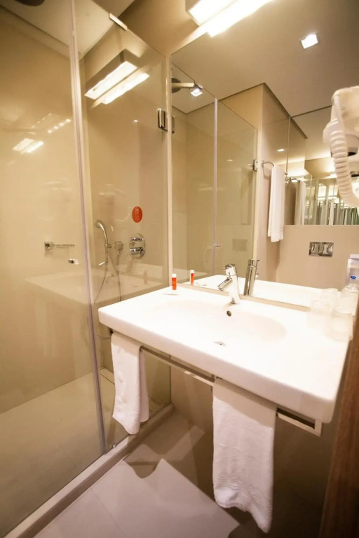 Hotel Moov Curitiba