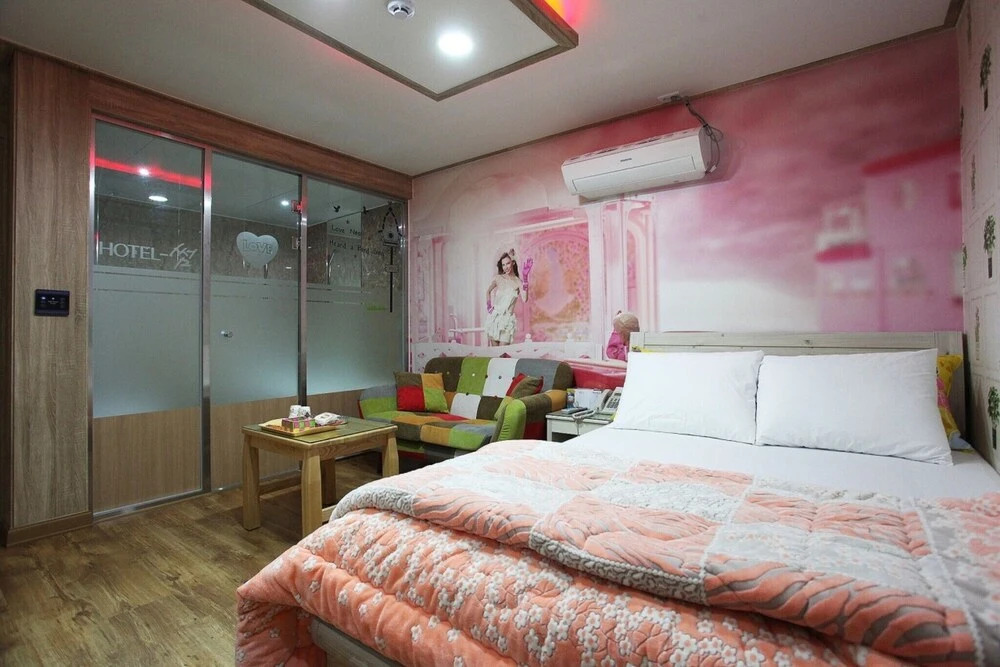 Seoul National Univ Stn Hotel Some