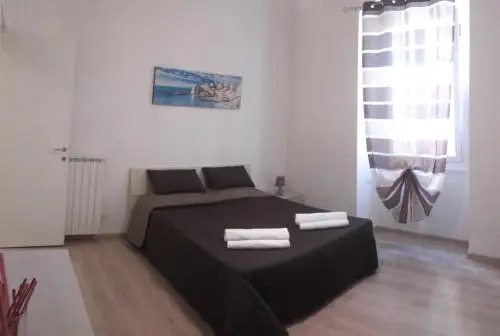 Alysia Apartment