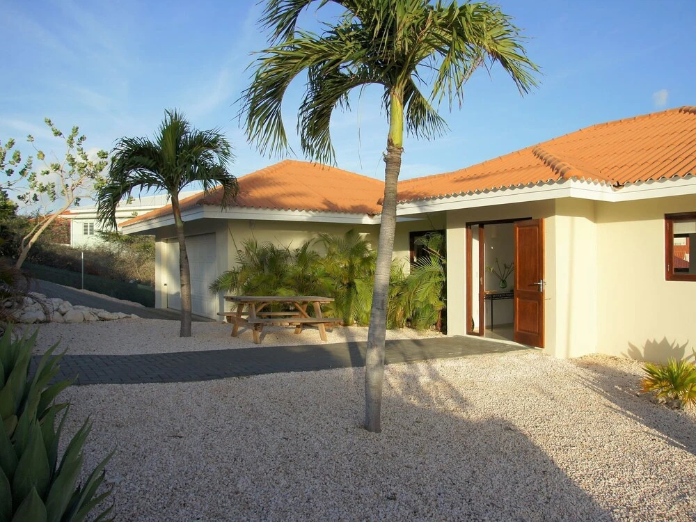 Spacious Villa With Phenomenal Views, Walking Distance to the Beach