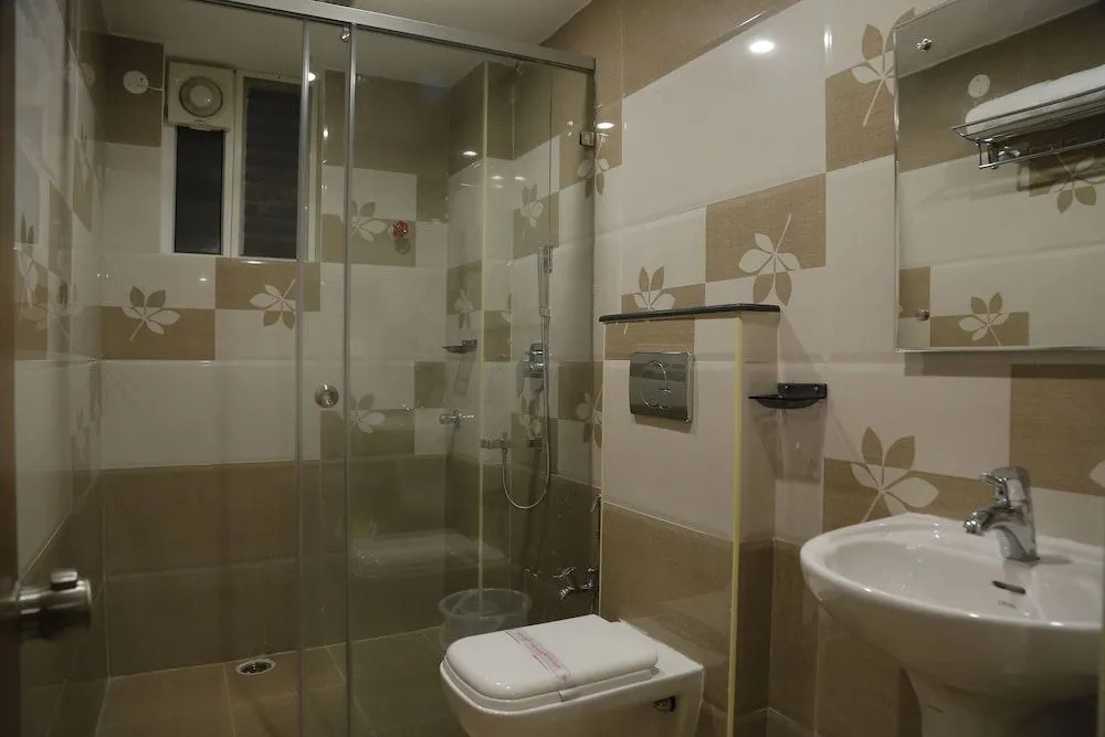 Ostin Viceroy Grand