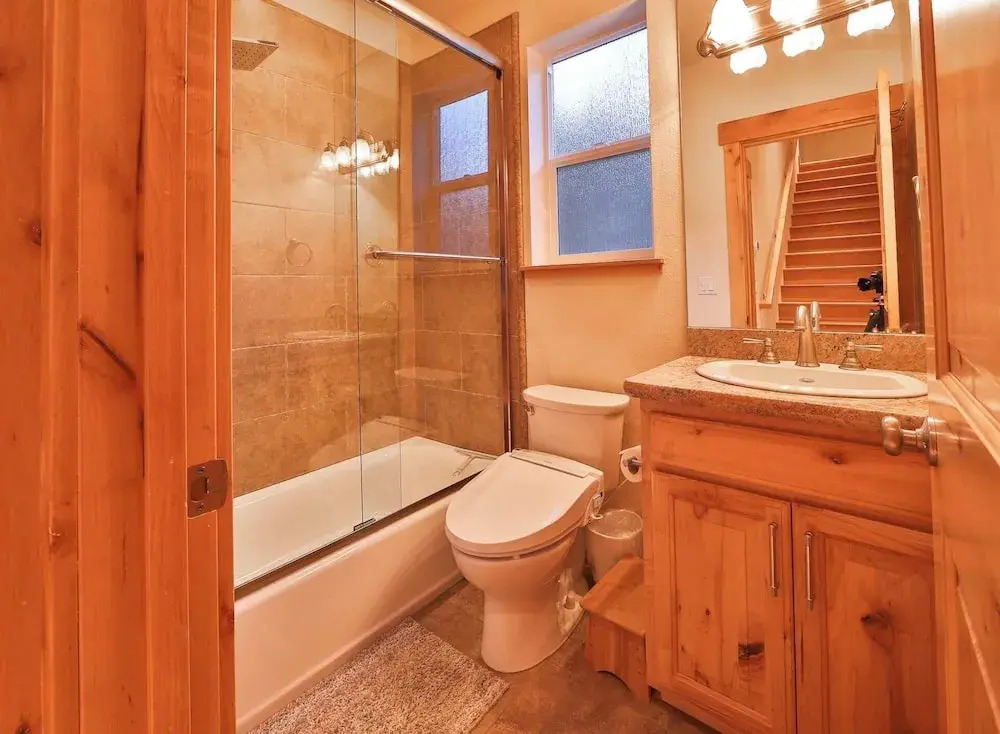 The Elevator House Sleeps 10!