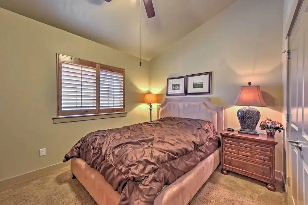 Airy Bear Hollow Condo: 5 Mi to Park City Mountain