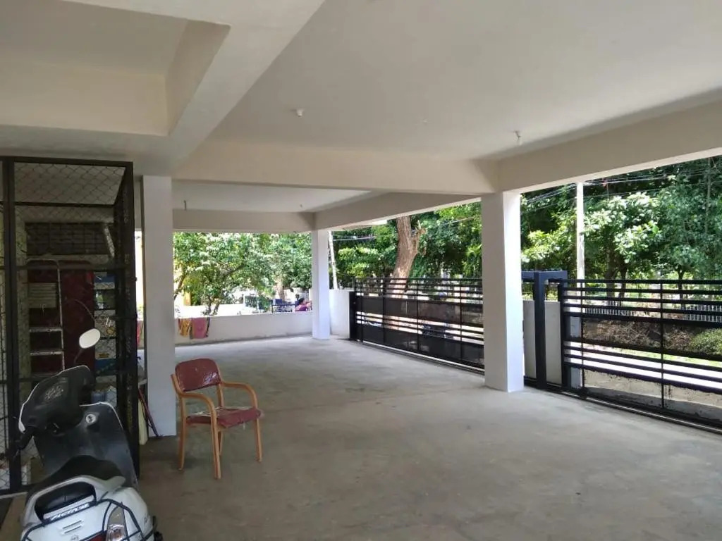 UNNATHI SUITES