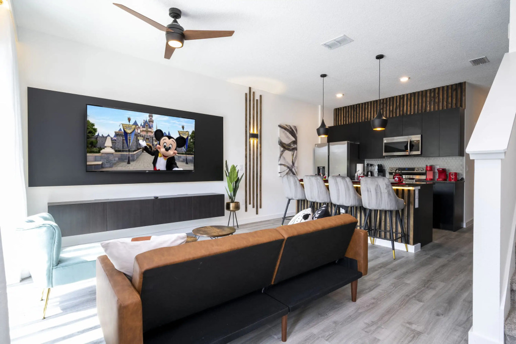 Marvelous 3Bd Close to Disney w Gameroom at The Hub 3409