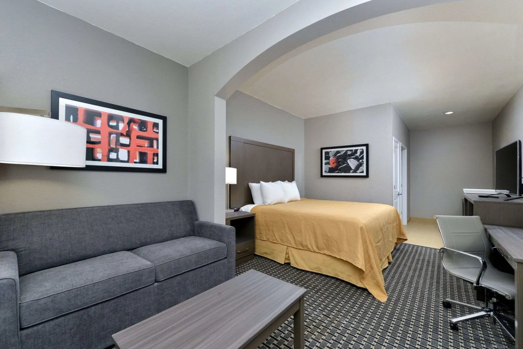 Scottish Inns & Suites