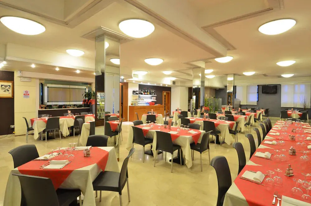 Hotel Oasi