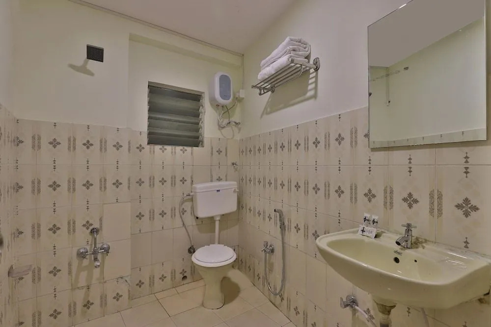 OYO 26999 Hotel Sg