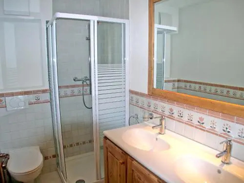 Apartment Ardève 7 by Interhome