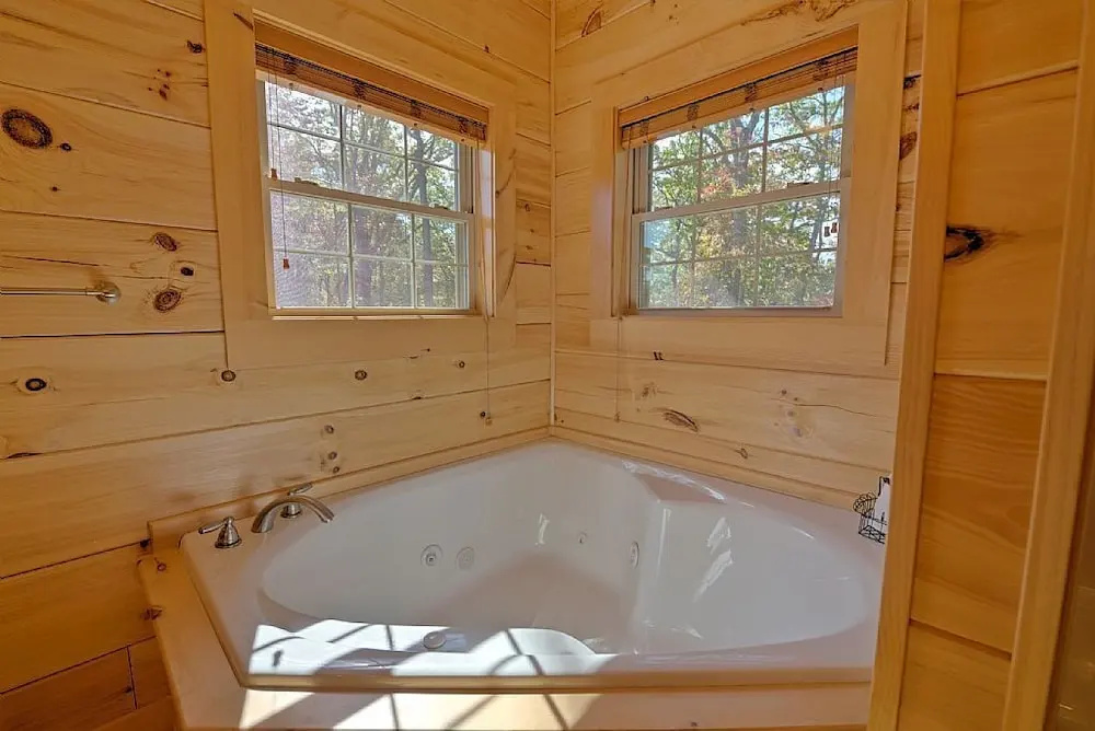 High Top Mountain Lodge - 5 Br Cabin