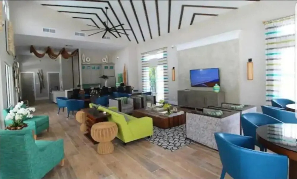 Incredible large home minutes from Disney