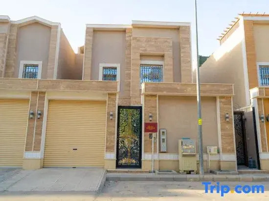 Golden Five-Star Business Guesthouse