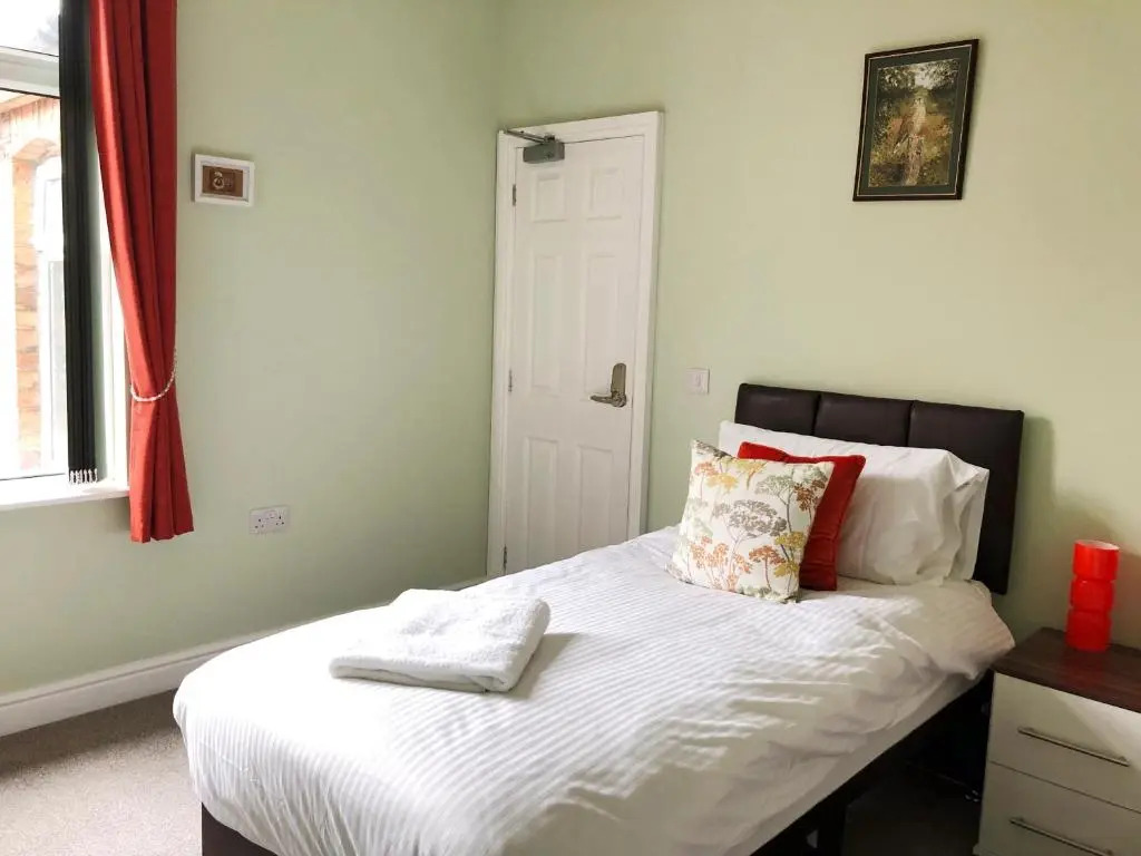 Sidings Holt - whole house sleeps up to 7