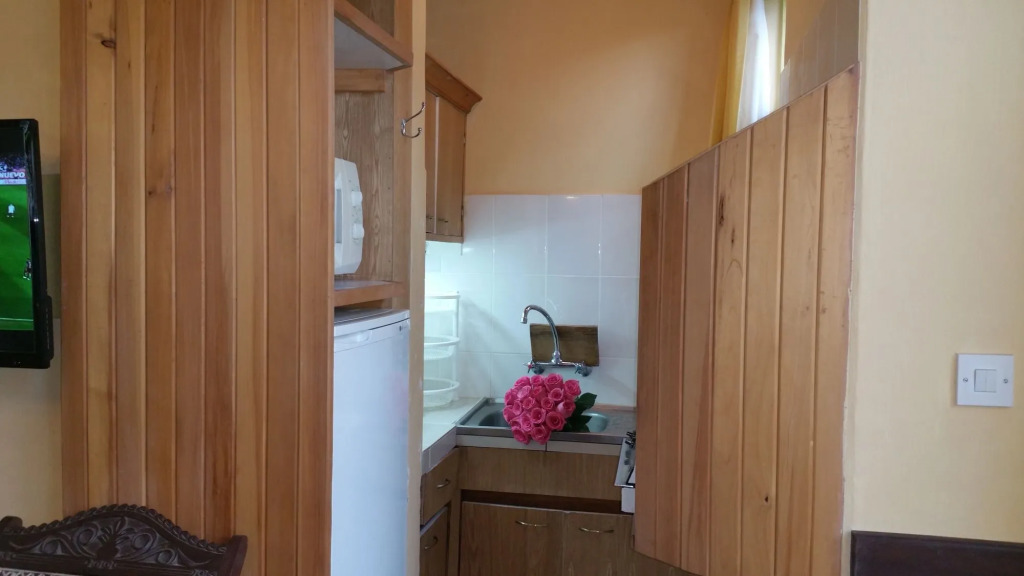 Woodmere Grand Hotel & Serviced Apartments