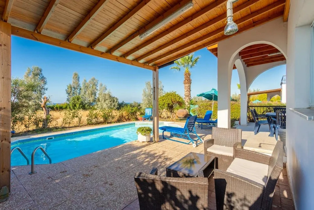 Villa Christos