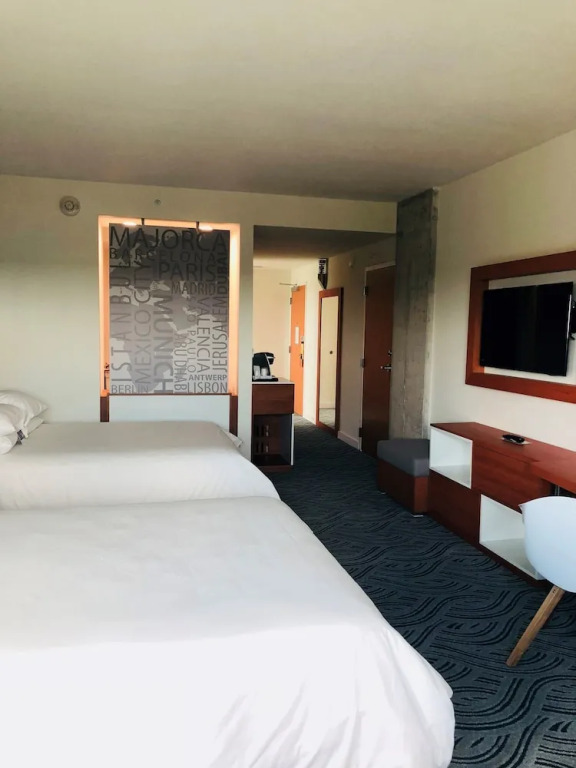 Maritime Hotel Fort Lauderdale Airport & Cruiseport