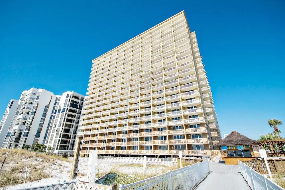 Pelican Beach Resort 501