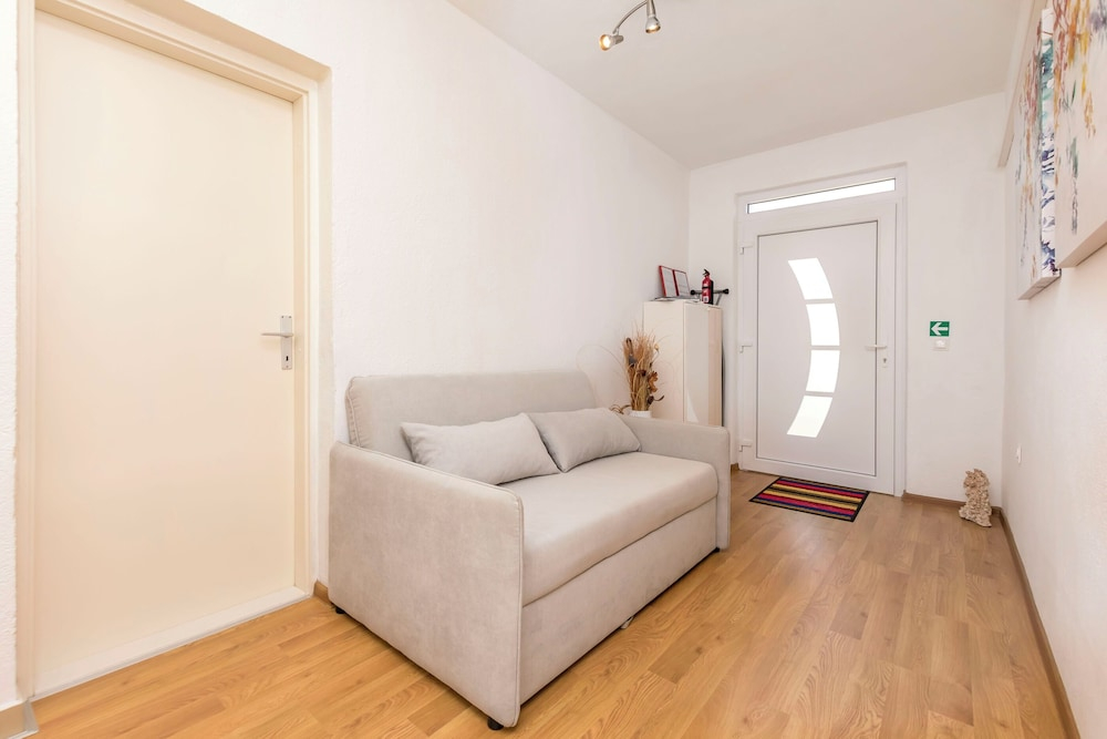 Apartment Ilija