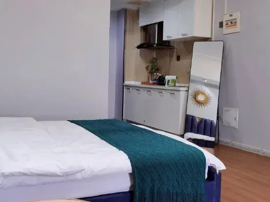 Yishi Time Apartment (Wanda Plaza)