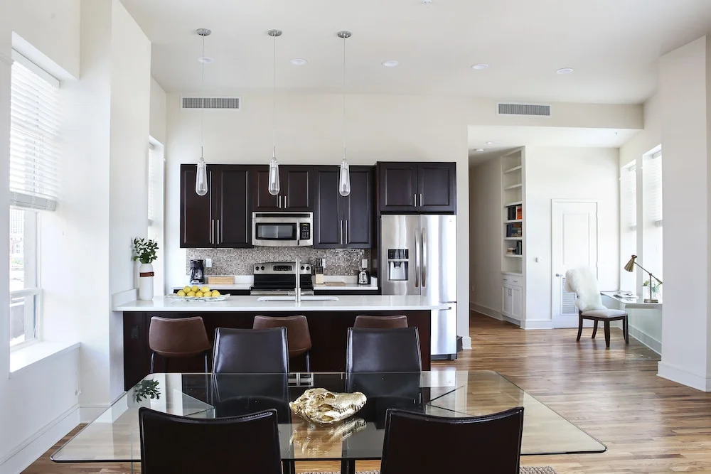 PH 2BR in Arts/Warehouse District