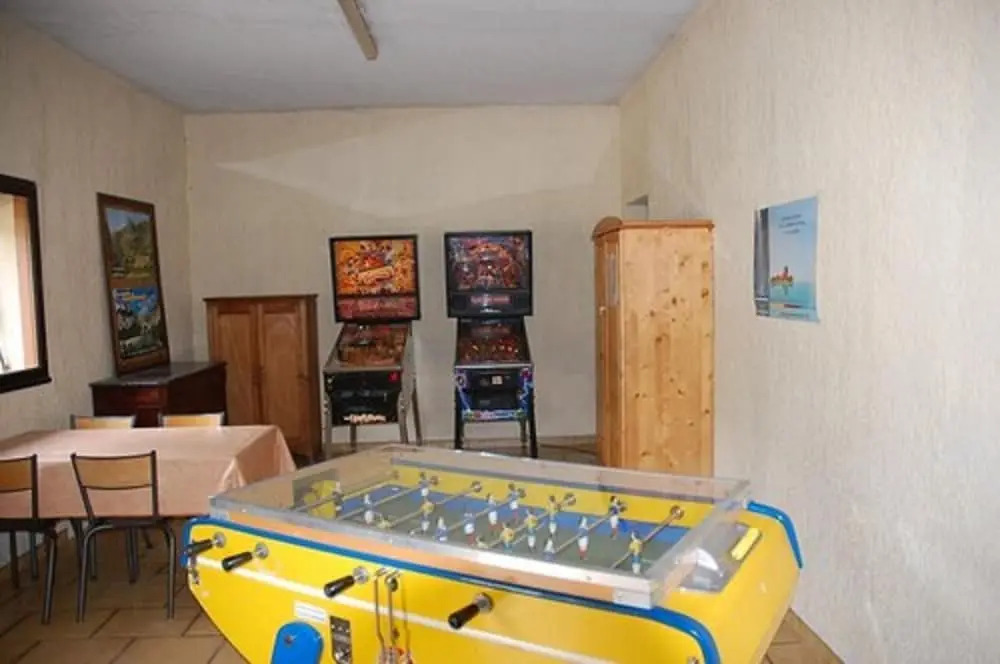 Camping Hôtel Les Airelles Montagne Ardéchoise
