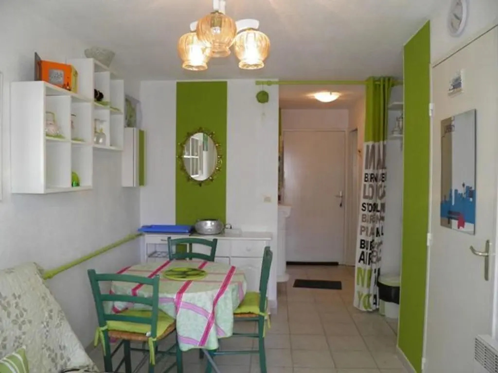 Appartement Sète, 2 pièces, 6 personnes - FR-1-338-15