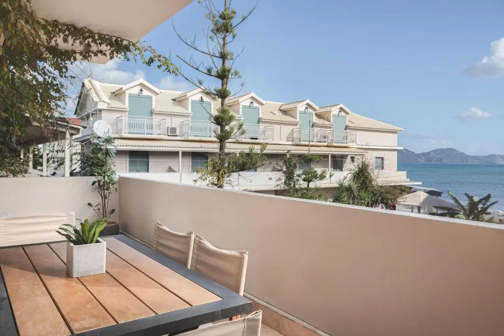 Pierros Hotel