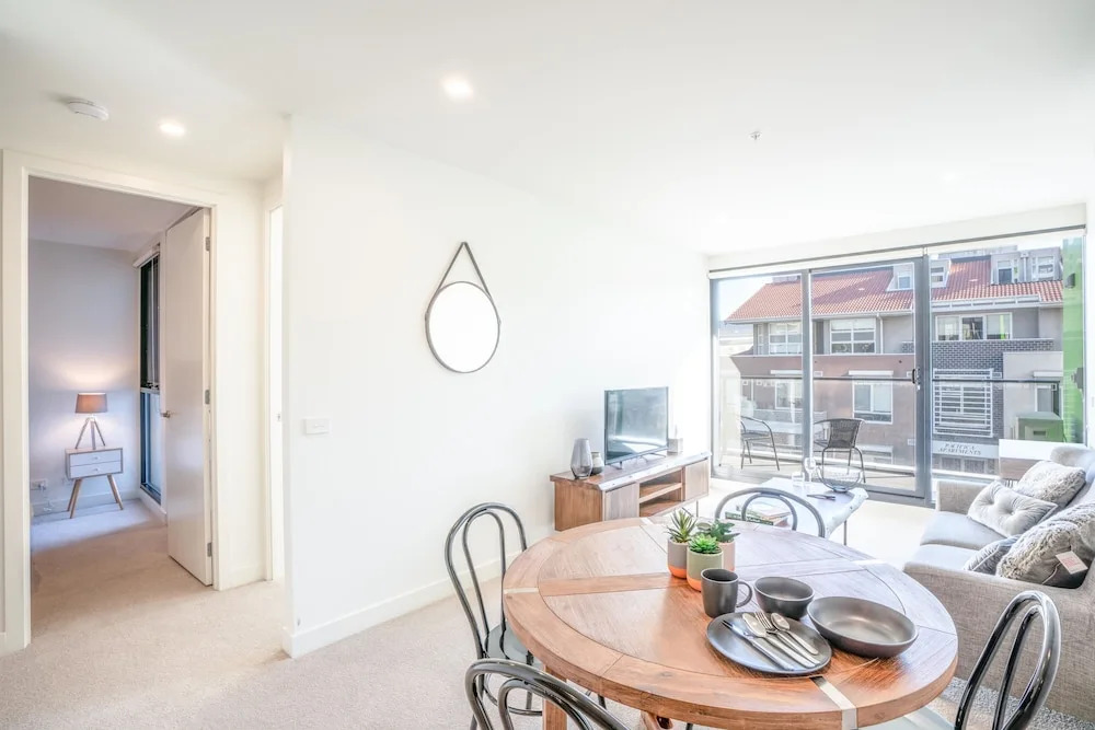Poplar Apartments