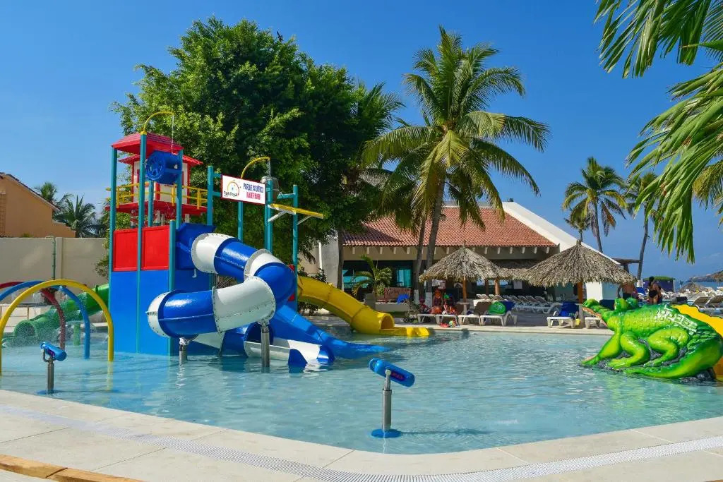Park Royal Beach Ixtapa - All Inclusive
