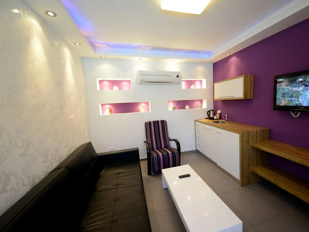 Be Center Hotel