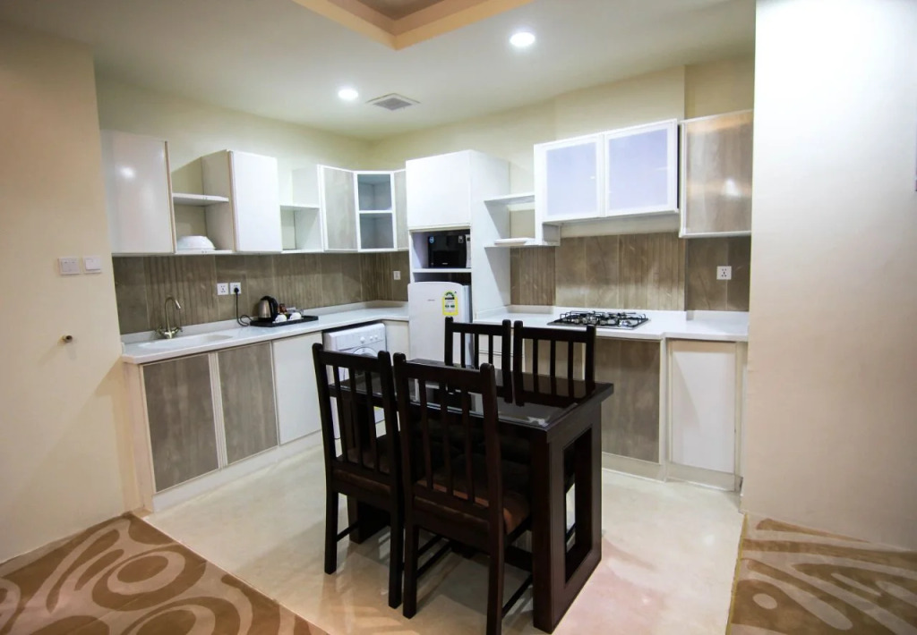 Rest Night Serviced Apartments- AlHamra