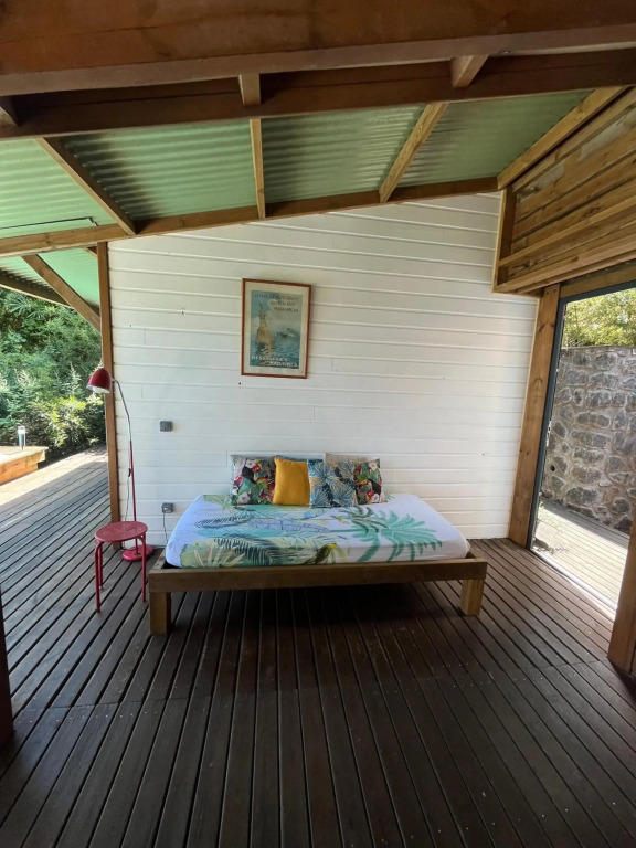 Cottage chaleureux avec vue mer et piscine