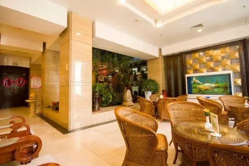 Yicheng Business Hotel