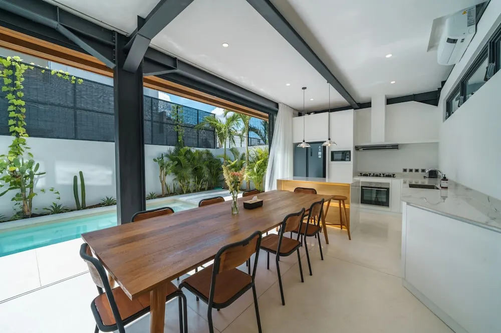 Villa Vantage 7
