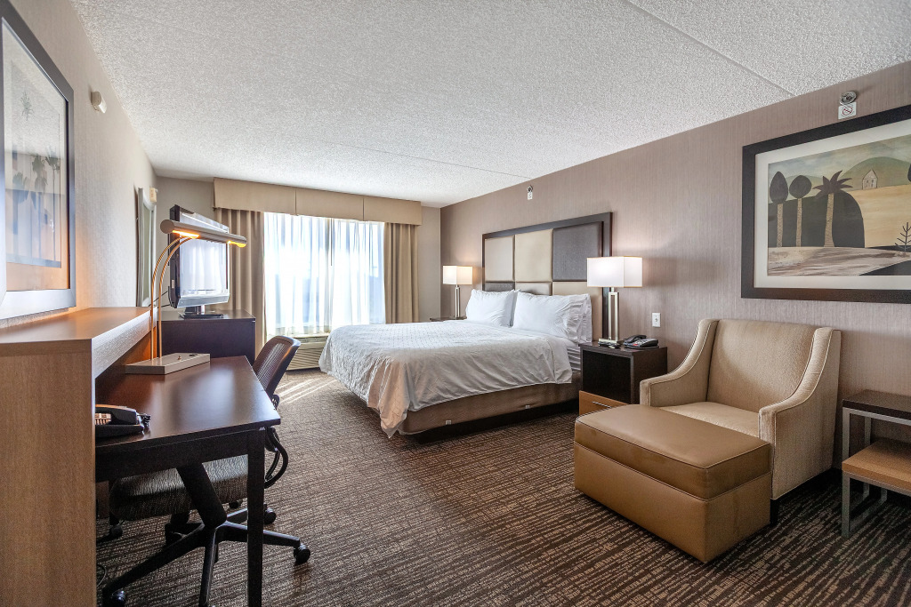 Holiday Inn Scottsdale North- Airpark by IHG